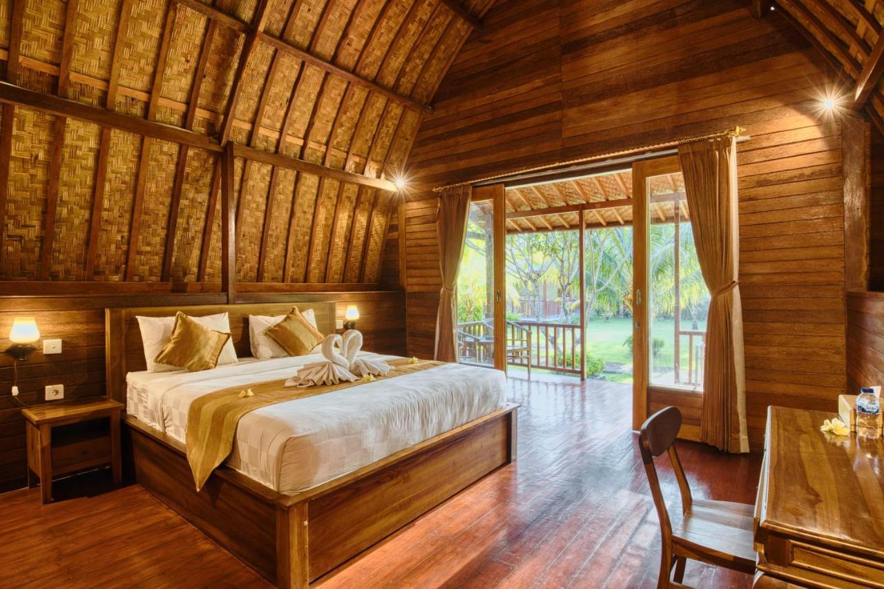 Puri Yalus Bungalow Toyapakeh Esterno foto